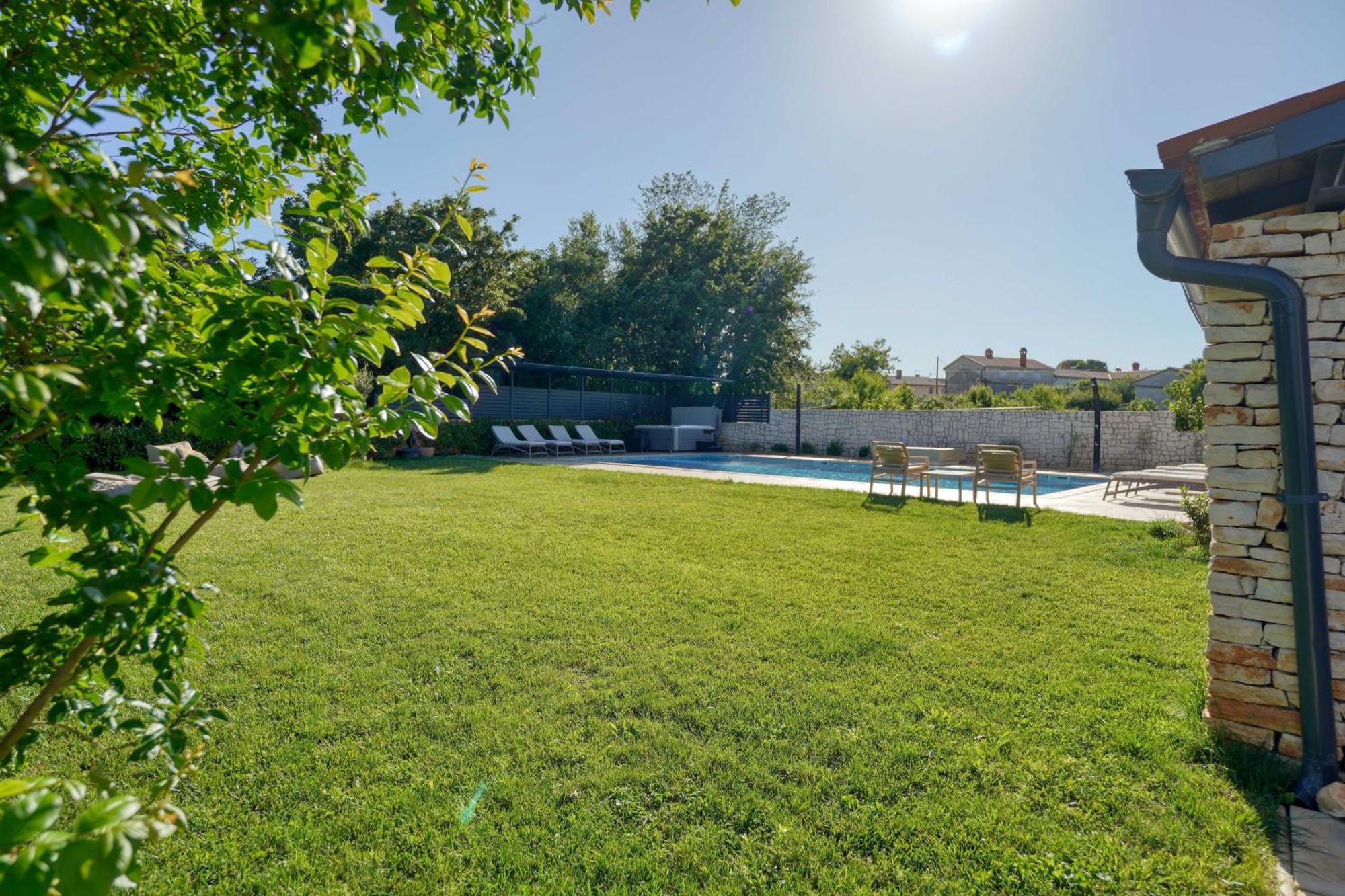 Villa & Spa My Koltrina Светвинченат Екстер'єр фото